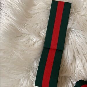 ✨Headband Red and Green Elastic. Custom made THIS IS NOT A BRANDED PRODUCT
